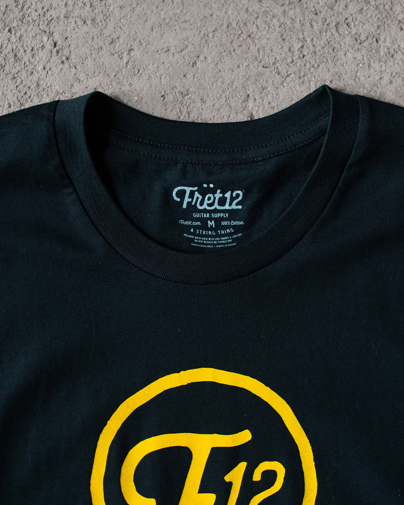 F12 CIRCLE SCRIPT LOGO TEE - BLACK