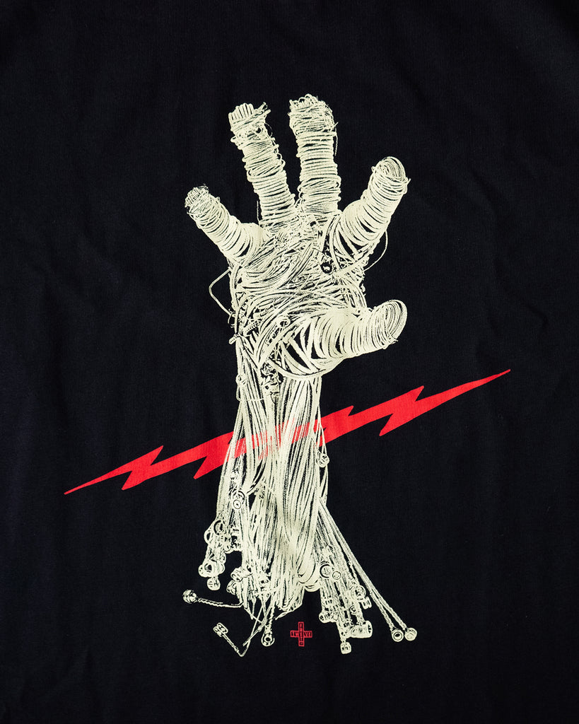 THE PICKING HAND TEE - BLACK