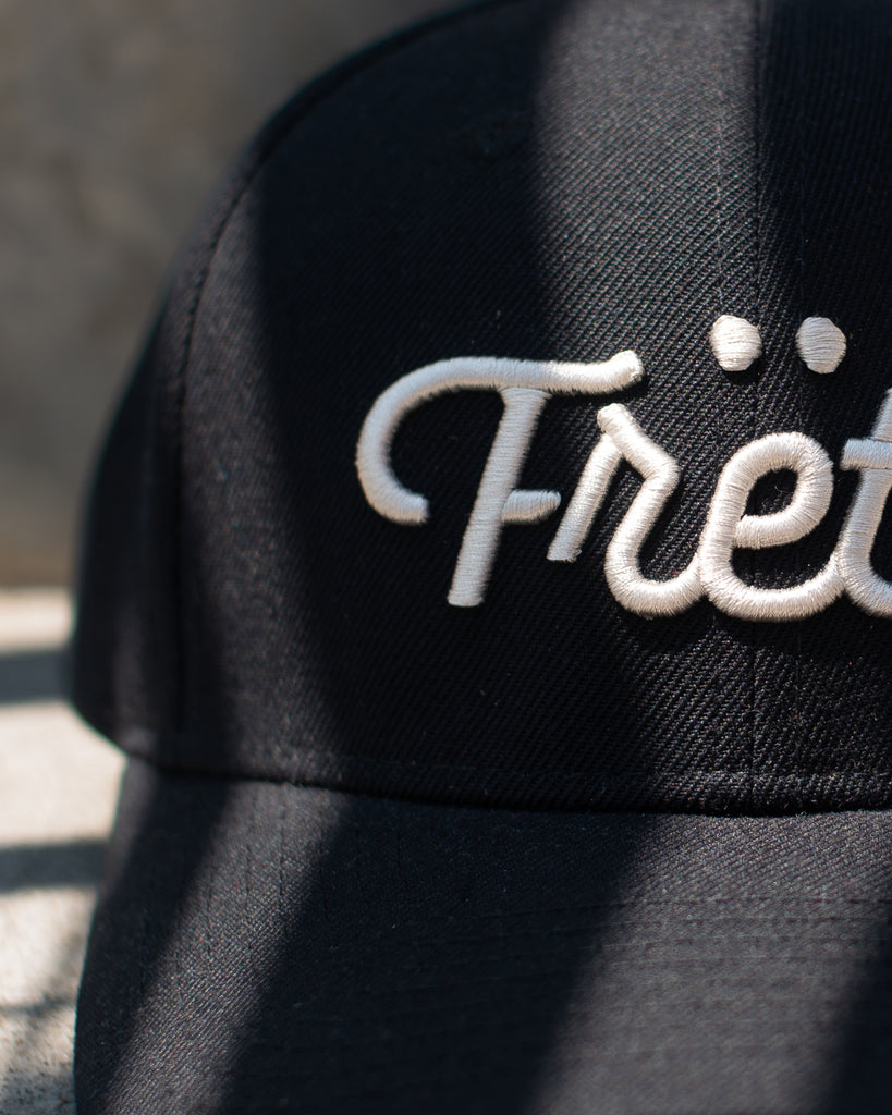 SCRIPT LOGO 6 PANEL HAT – BLACK