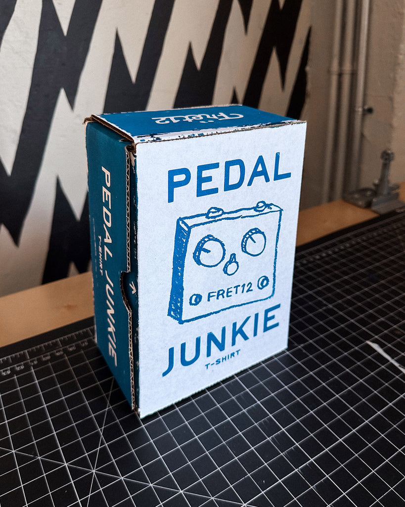 PEDAL JUNKIE TEE - NATURAL