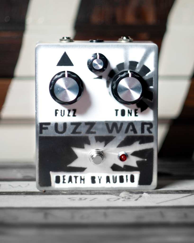 DEATH BY AUDIO FUZZ WAR PEDAL