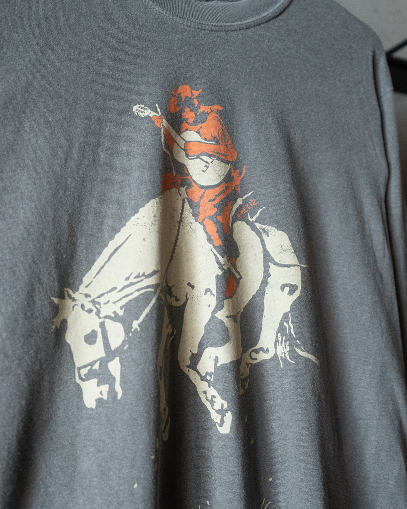 BUCKING BRONCO LONG SLEEVE - PEPPER