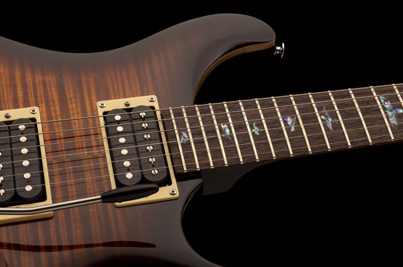 PRS 35th Anniversary SE Custom 24 in Black Gold Burst [Tremolo Bridge]